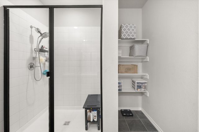 8201 Tomcat Trail, Godley, TX 76044