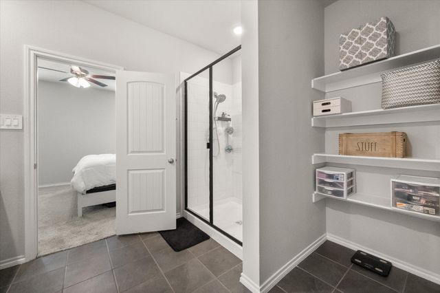 8201 Tomcat Trail, Godley, TX 76044