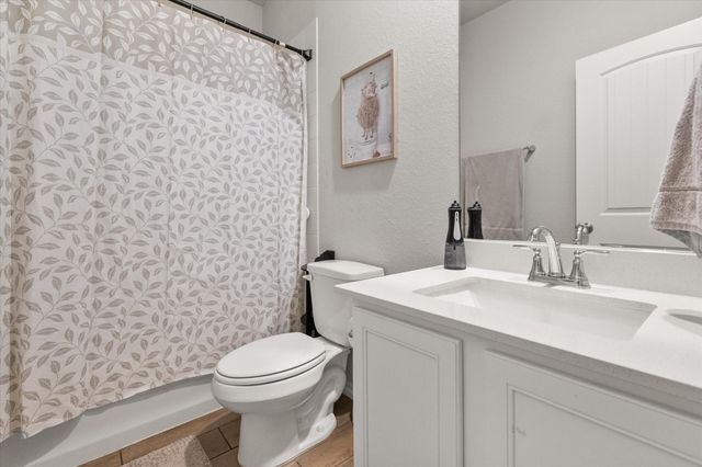 8201 Tomcat Trail, Godley, TX 76044