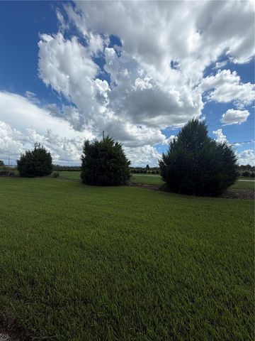 1152 TRAPPERS TRAIL LOOP, Davenport, FL 33896