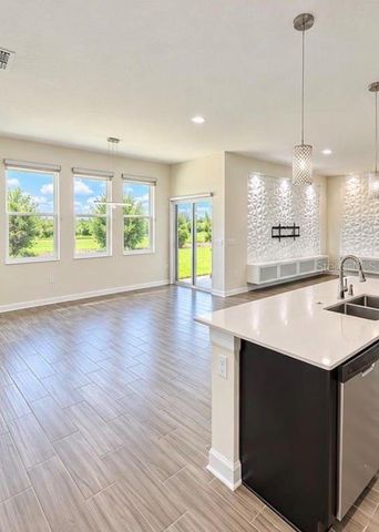 1152 TRAPPERS TRAIL LOOP, Davenport, FL 33896