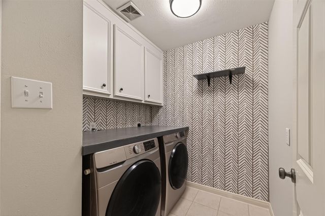 2250 La Branch Street, Houston, TX 77002