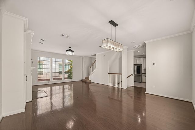 2250 La Branch Street, Houston, TX 77002