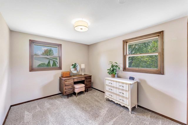 1125 STINE WAY, De Pere, WI 54115