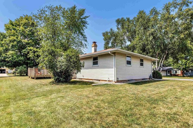 1125 STINE WAY, De Pere, WI 54115
