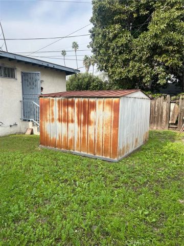 3644 10th Avenue, Los Angeles, CA 90018