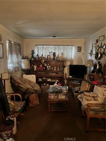 3644 10th Avenue, Los Angeles, CA 90018