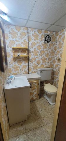 14172 Royal Grand Avenue, Redford, MI 48239