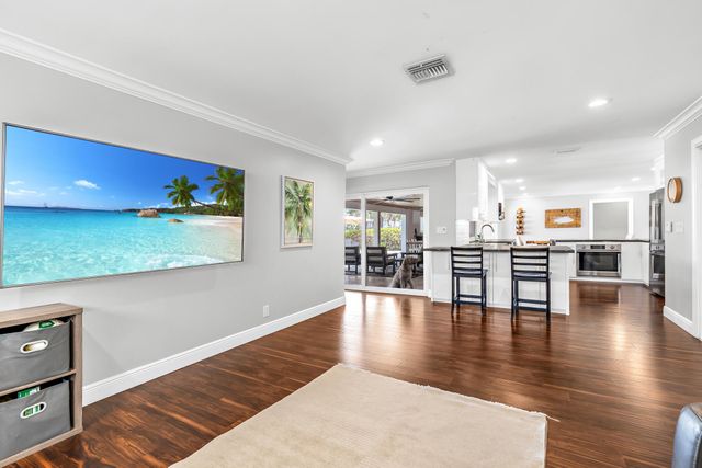 2471 NE 46th Street, Lighthouse Point, FL 33064