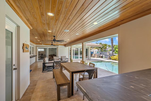 2471 NE 46th Street, Lighthouse Point, FL 33064