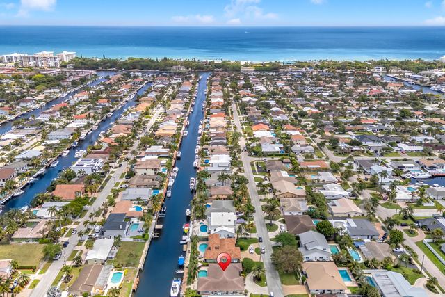 2471 NE 46th Street, Lighthouse Point, FL 33064