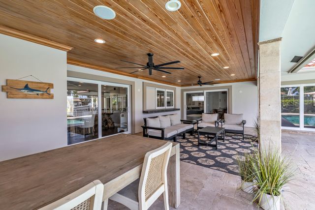 2471 NE 46th Street, Lighthouse Point, FL 33064