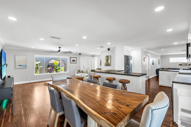 2471 NE 46th Street, Lighthouse Point, FL 33064