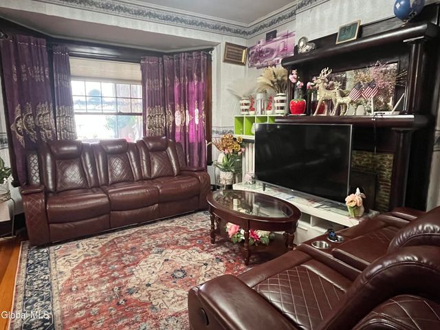 180 Delaware Avenue, Albany, NY 12209