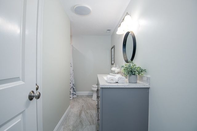 84 Kendall Rd, Holden, MA 01522