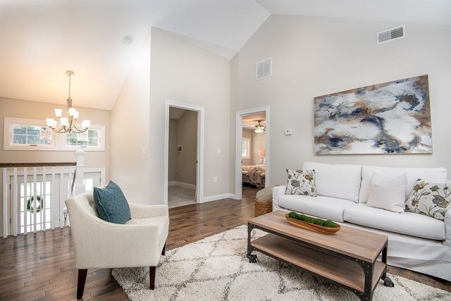 84 Kendall Rd, Holden, MA 01522