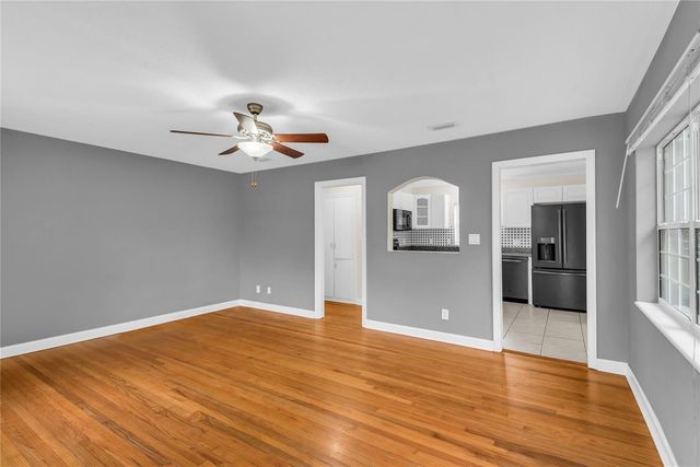 1124 EDGEWATER COURT, Orlando, FL 32804