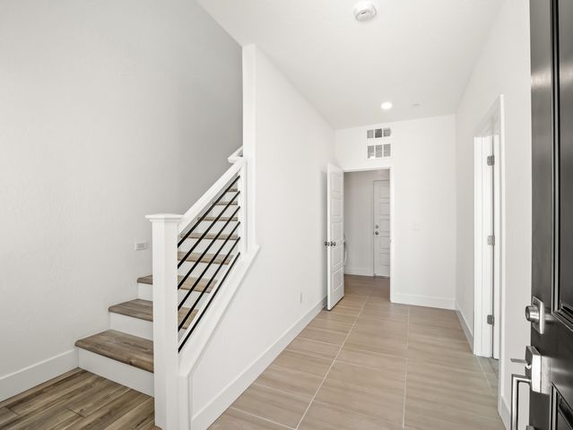 602 W Mahogany Lane, Clovis, CA 93612