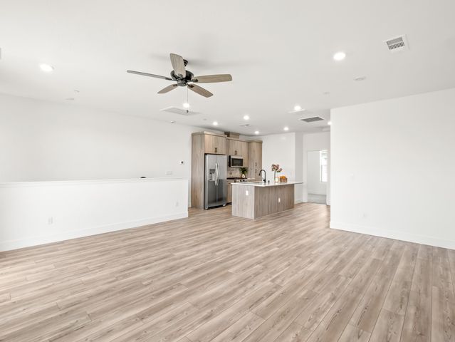 602 W Mahogany Lane, Clovis, CA 93612