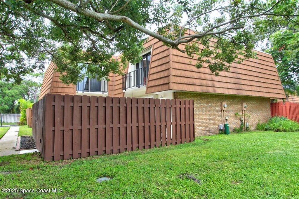 1717 Patty Circle NE, Palm Bay, FL 32905