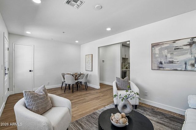 7437 E POLK Street, Scottsdale, AZ 85257