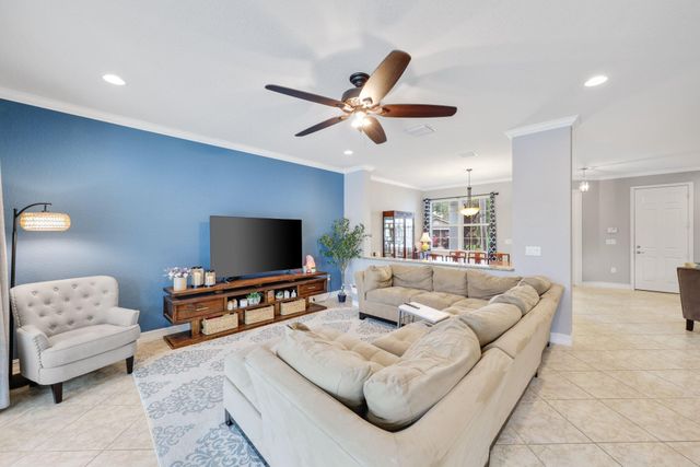 8396 Calabria Lakes Drive, Boynton Beach, FL 33473