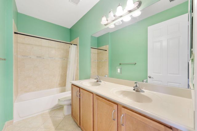 8396 Calabria Lakes Drive, Boynton Beach, FL 33473