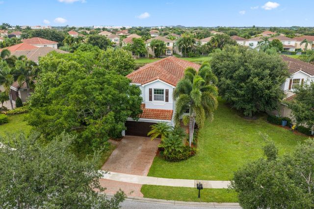 8396 Calabria Lakes Drive, Boynton Beach, FL 33473