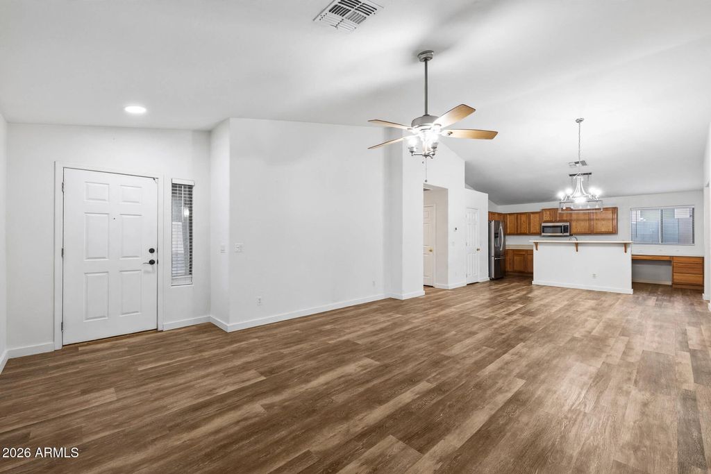 10961 W LOMA Lane, Peoria, AZ 85345 — photo 4