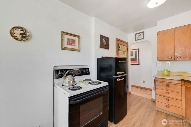 1106 Madison Street, Port Townsend, WA 98368