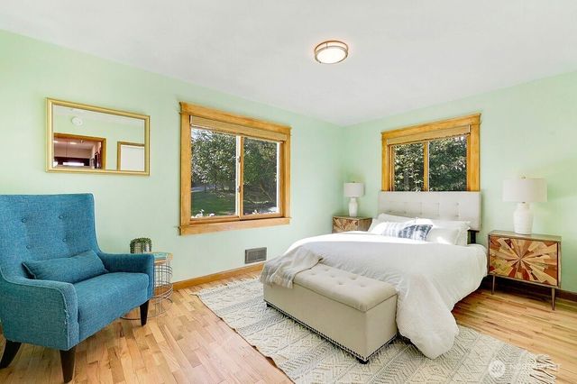 1106 Madison Street, Port Townsend, WA 98368