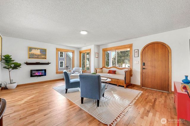 1106 Madison Street, Port Townsend, WA 98368