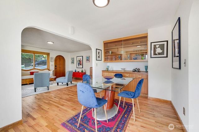 1106 Madison Street, Port Townsend, WA 98368