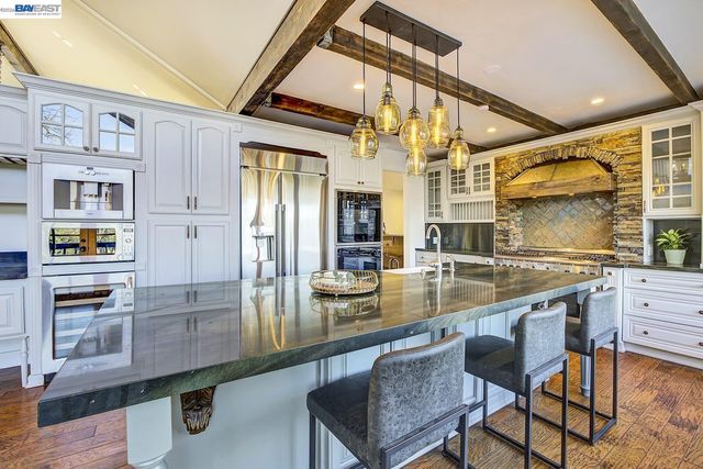 19029 Carlton Ave, Castro Valley, CA 94546