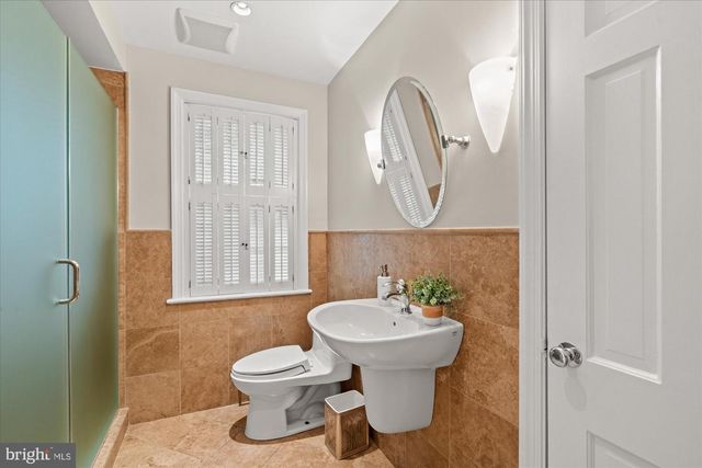 5511 BRADLEY BLVD, Bethesda, MD 20814