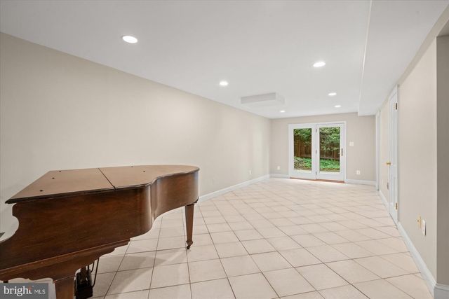 5511 BRADLEY BLVD, Bethesda, MD 20814