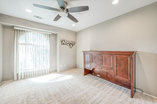 1488 Minarets Avenue, Clovis, CA 93611