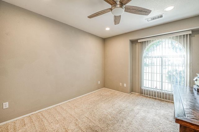 1488 Minarets Avenue, Clovis, CA 93611