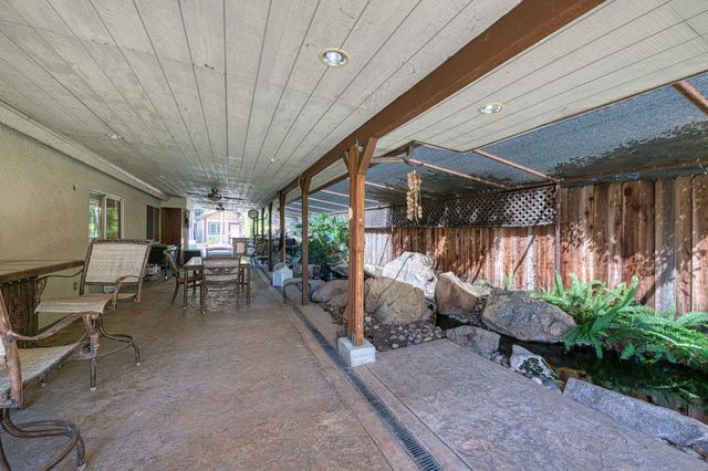 1488 Minarets Avenue, Clovis, CA 93611