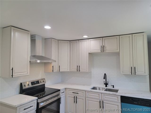 1830 Glenwick Drive, Fayetteville, NC 28304