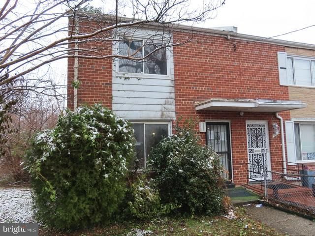 5733 2ND ST NE, Washington, DC 20011