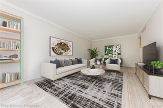 731 E Fox Hills Drive 183, Bloomfield Charter Township, MI 48304