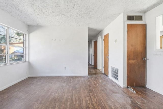 808 OAKMONT COURT, Deland, FL 32720