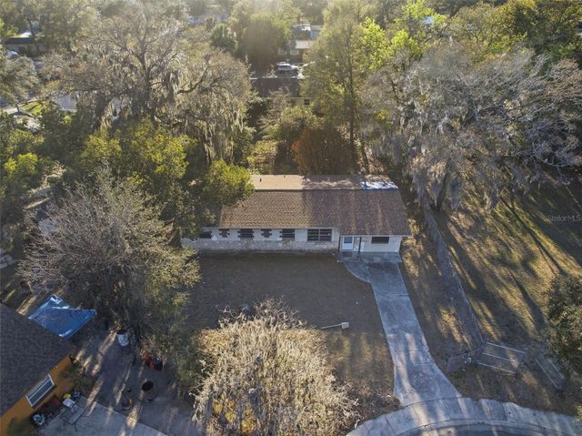 808 OAKMONT COURT, Deland, FL 32720