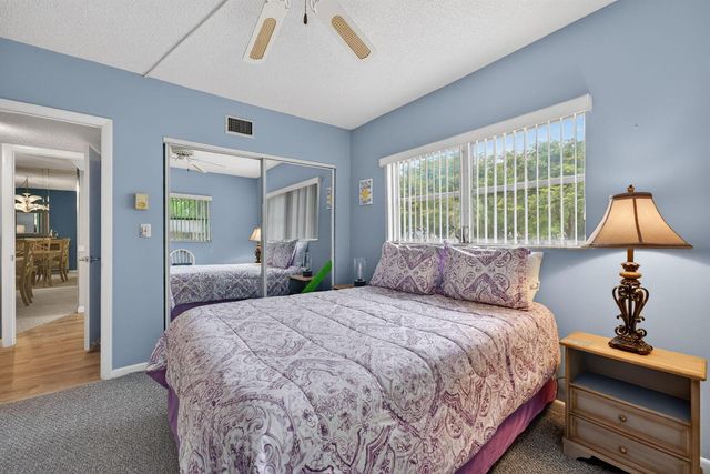 7680 NW 1st Street 201, Margate, FL 33063