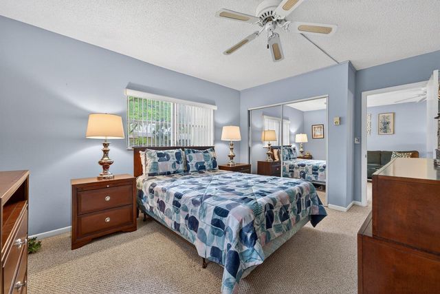 7680 NW 1st Street 201, Margate, FL 33063