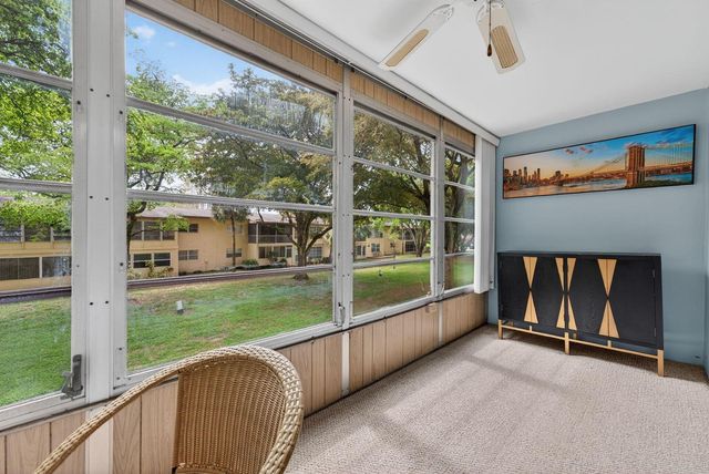 7680 NW 1st Street 201, Margate, FL 33063