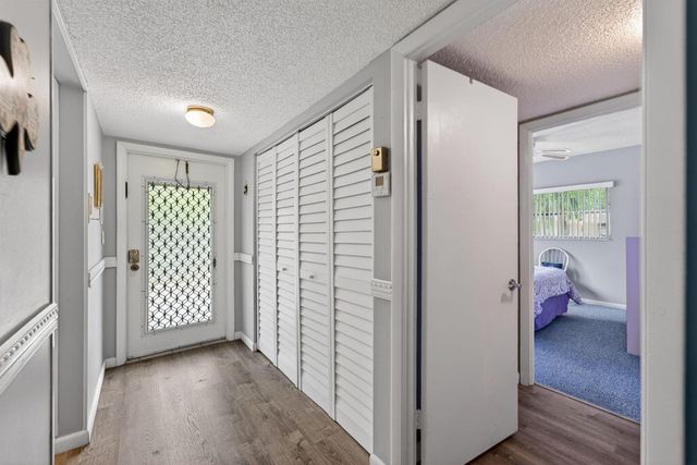 7680 NW 1st Street 201, Margate, FL 33063