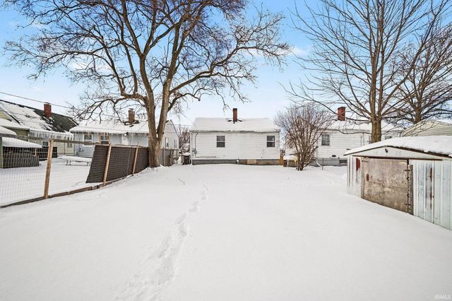 746 S Albert Avenue, South Bend, IN 46619