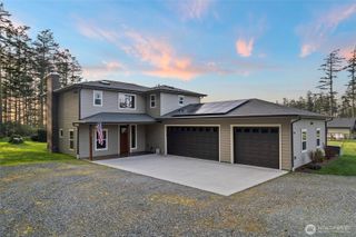 1305 Great Horned Owl Lane, Oak Harbor, WA 98277